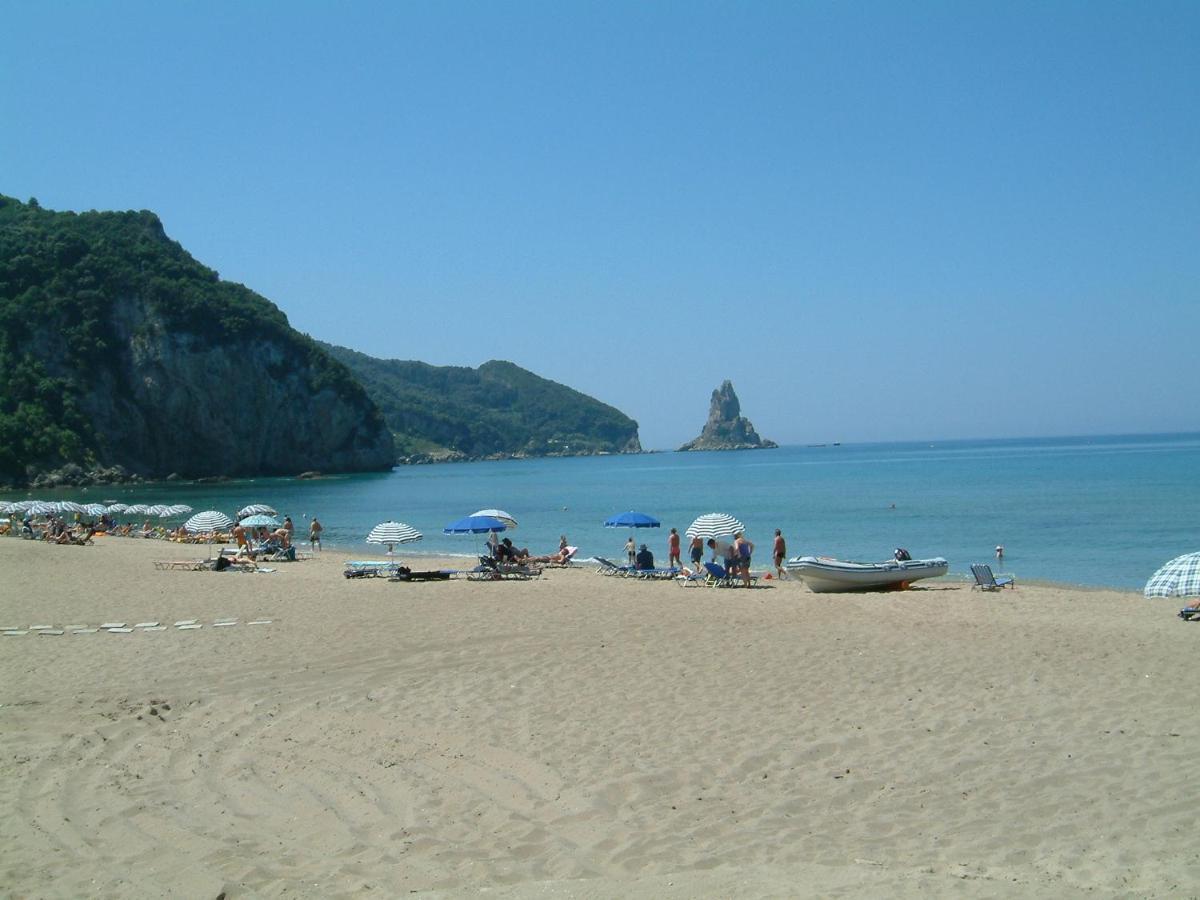 Holiday Apartments Maria With Pool - Agios Gordios Beach Bagian luar foto